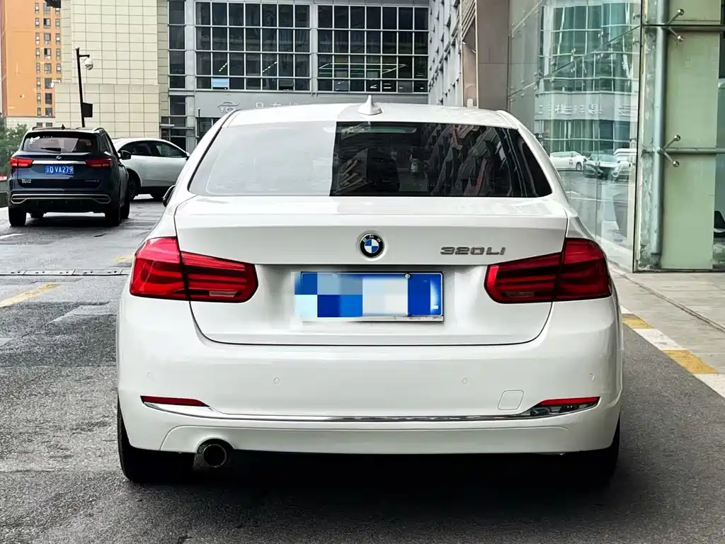 BMW 3 Series 2016