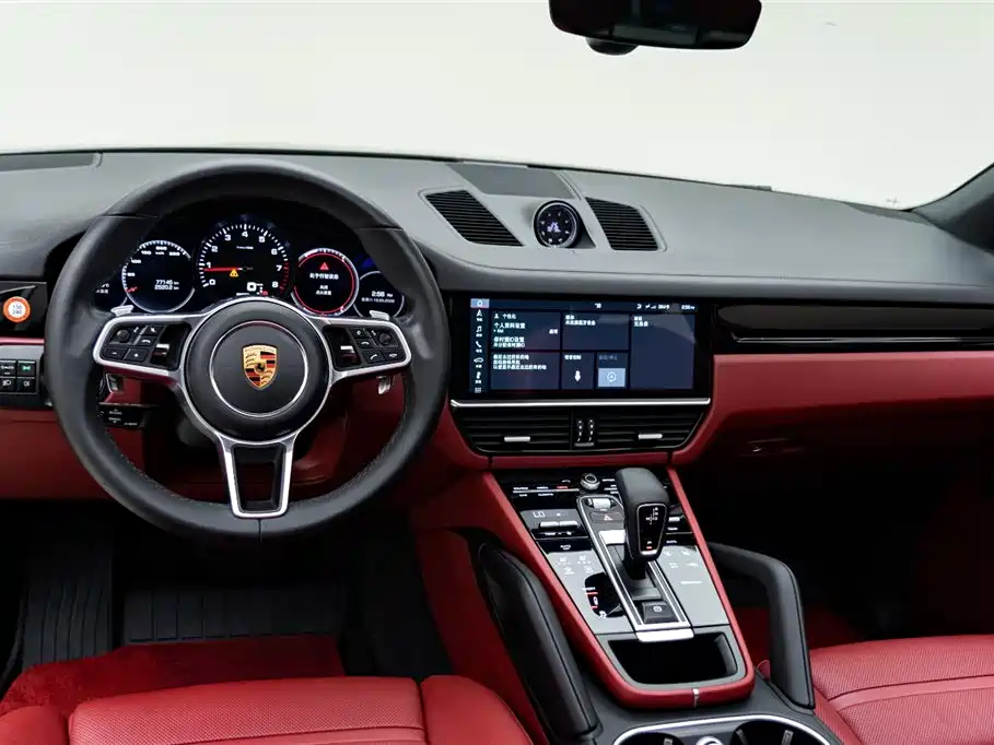 Porsche Cayenne 2019 — фото 12
