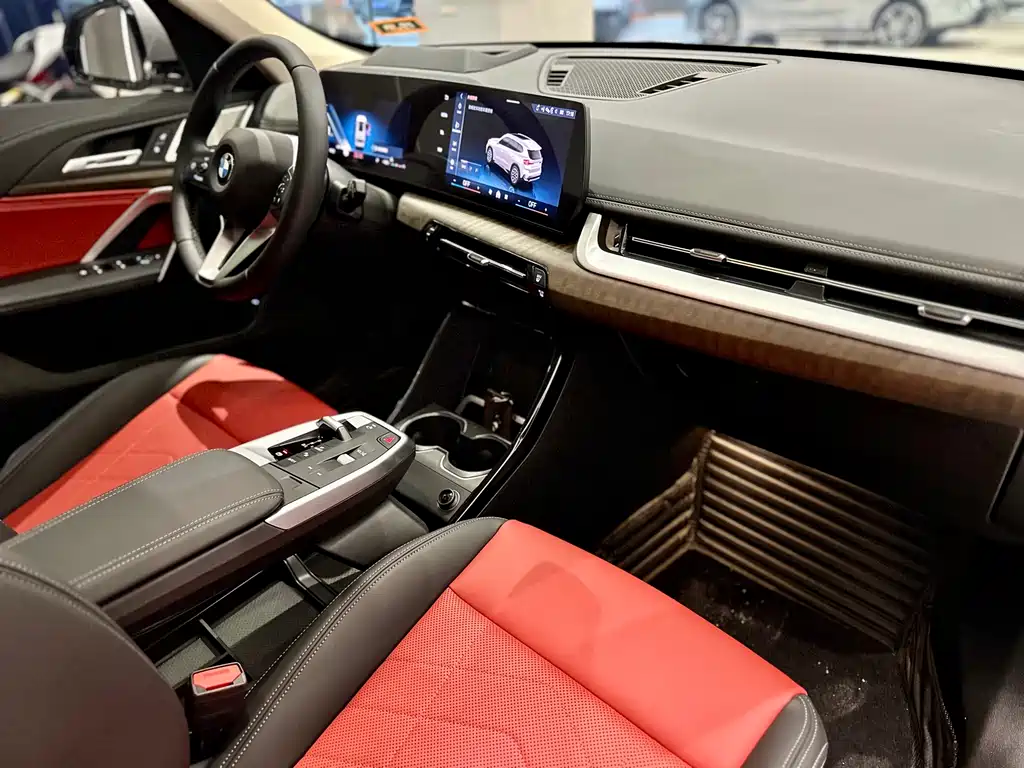 BMW X1 2025