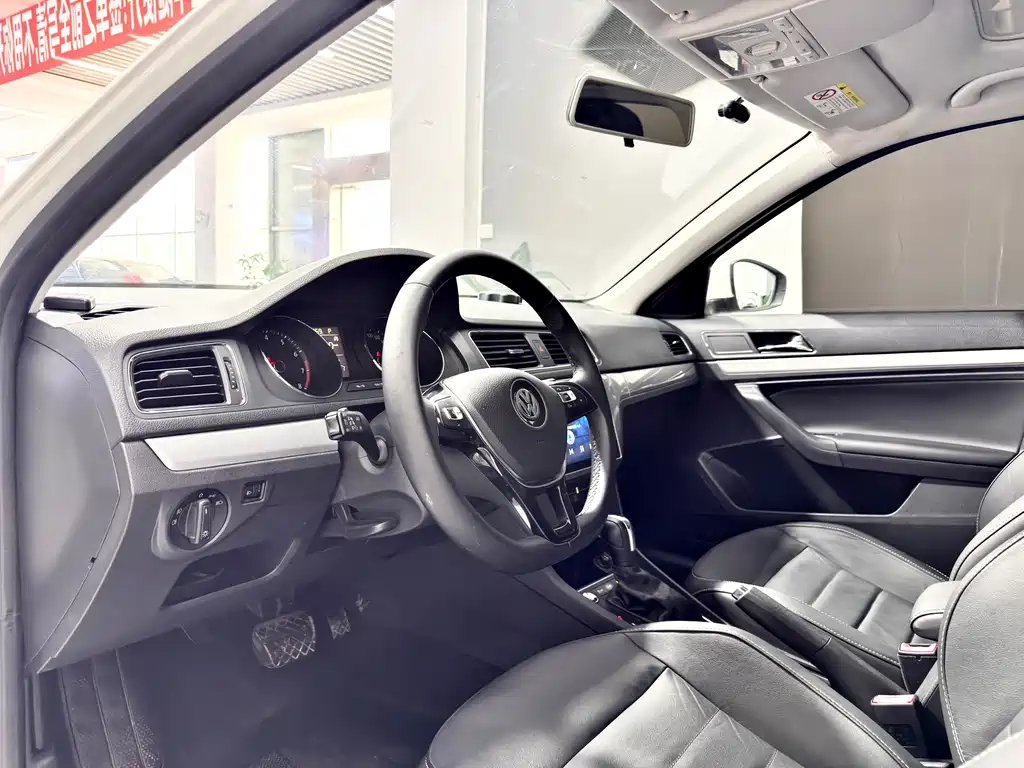 Volkswagen Gran Lavida 2019 — фото 10