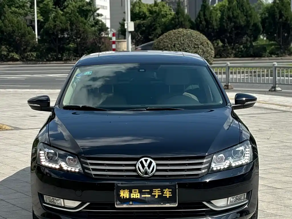 Volkswagen Passat 2014 — фото 2