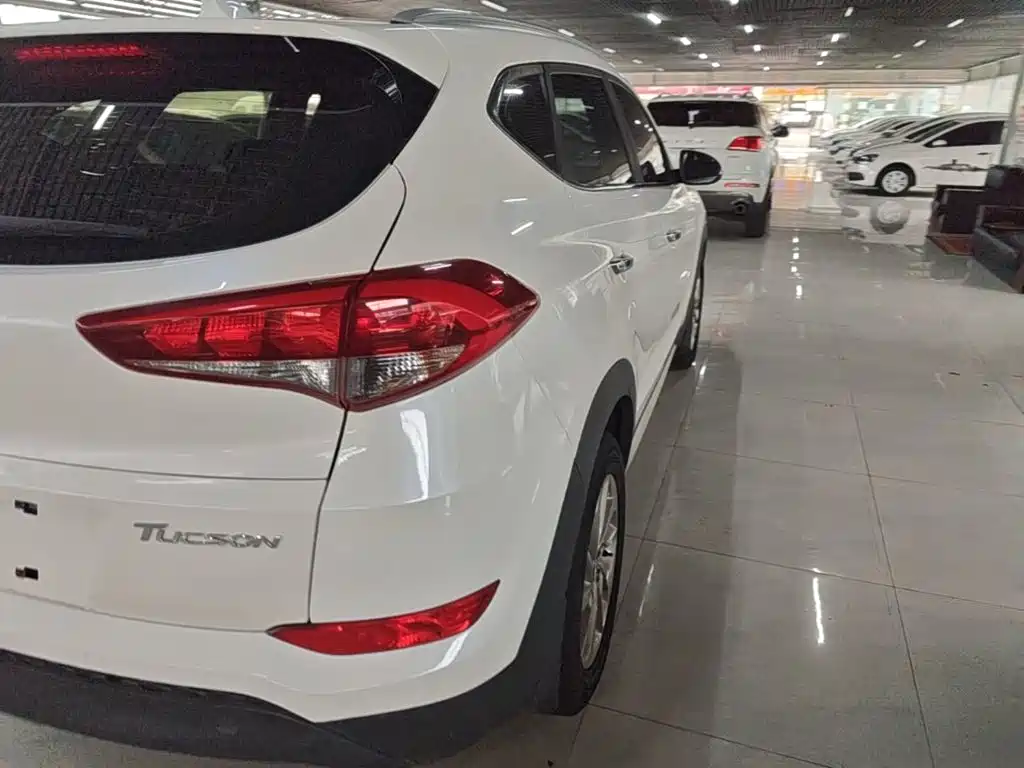 Hyundai Tucson 2019 — фото 8