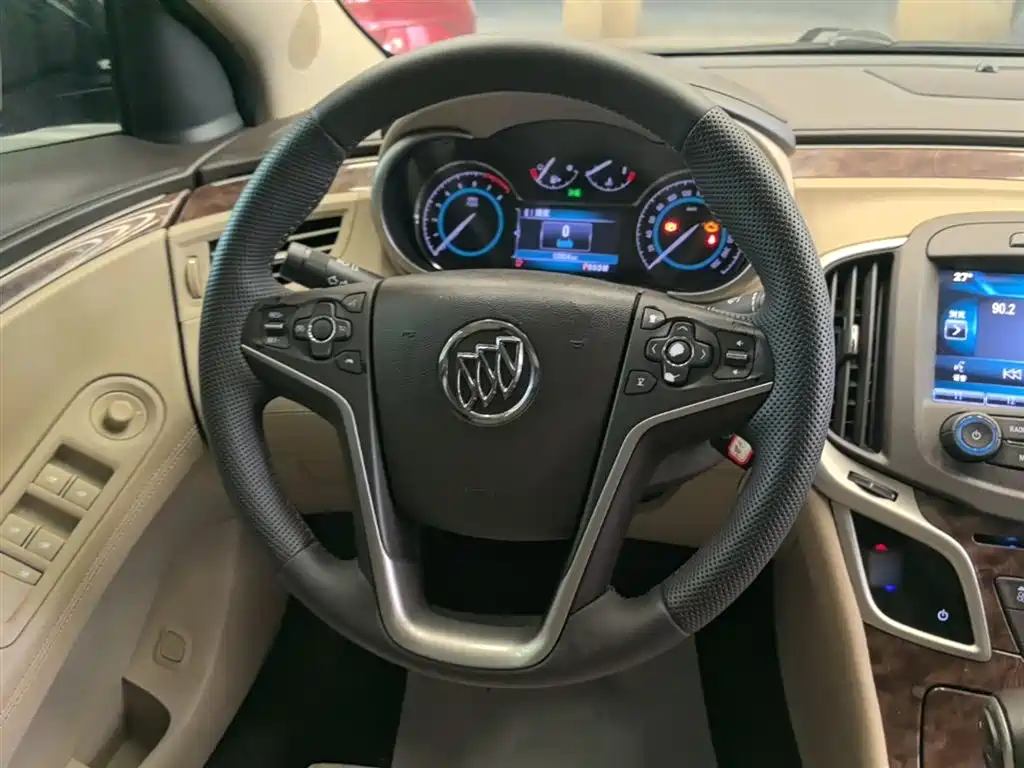 Buick LaCrosse 2014 — фото 11