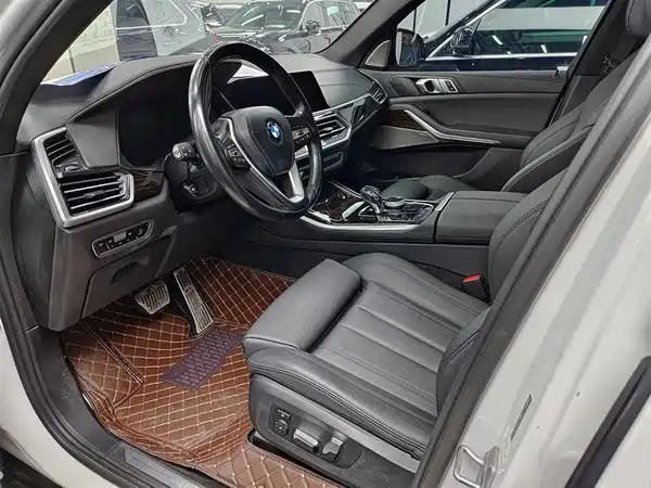 BMW X5 2019