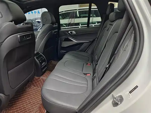 BMW X5 2019