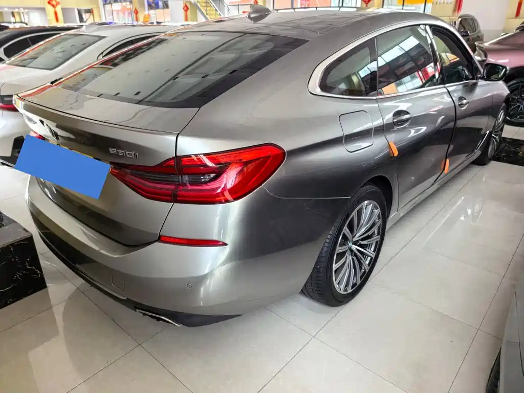 BMW 6 Series GT 2020 — фото 12