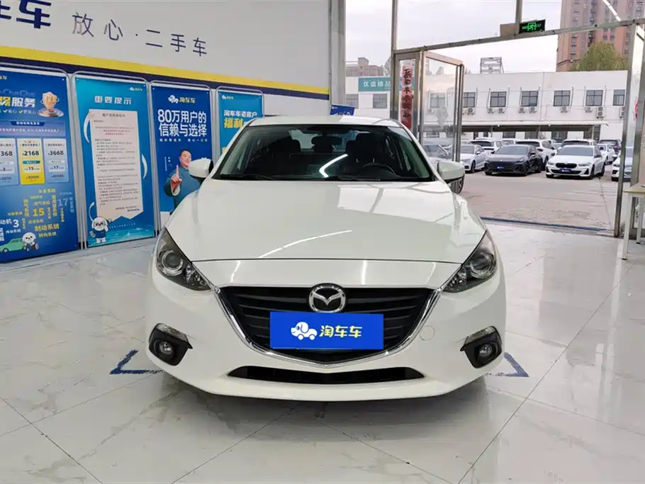 Mazda 3 Axela 2016