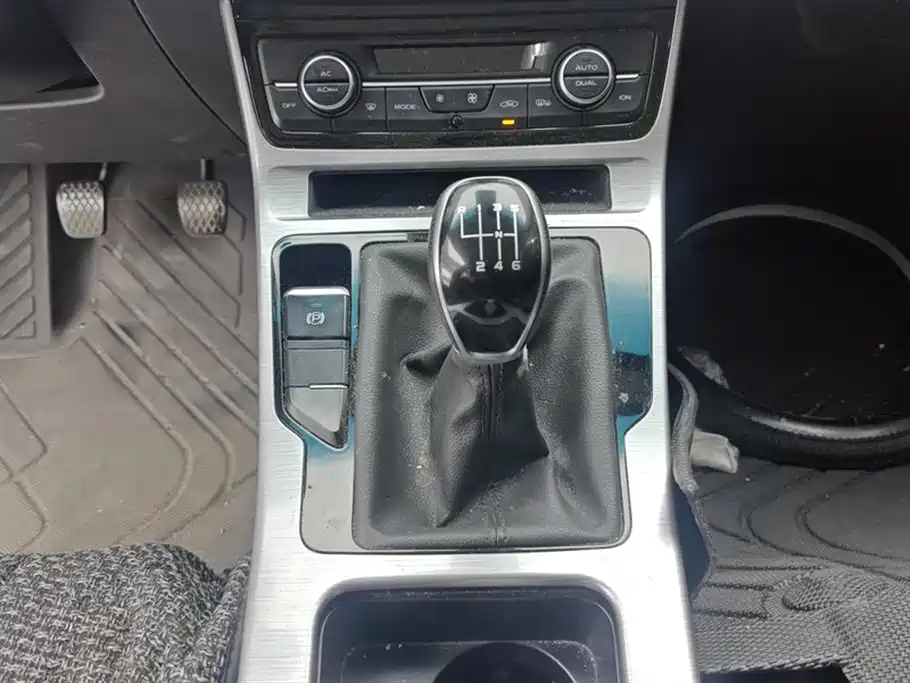 Geely Emgrand GS 2020 — фото 16