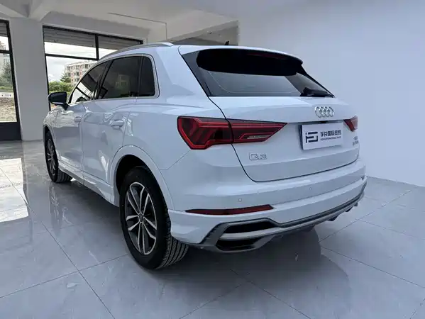 Audi Q3 2022