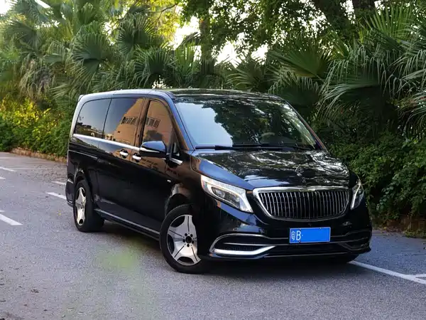 Mercedes-Benz V-Class 2016