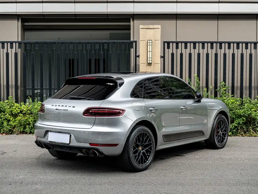 Porsche Macan 2016 — фото 6