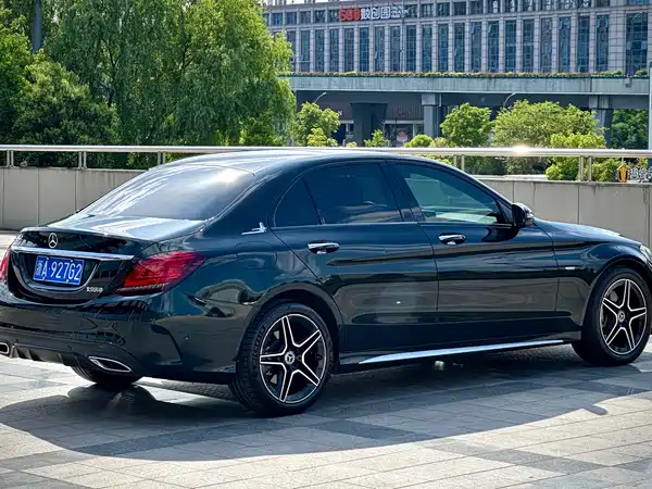 Mercedes-Benz C-Class 2021