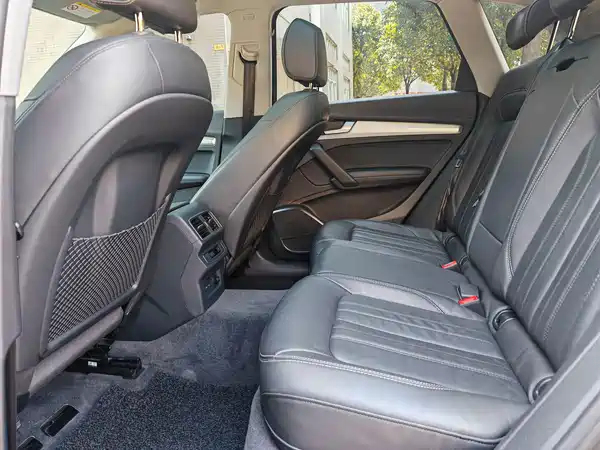 Audi Q5L 2021