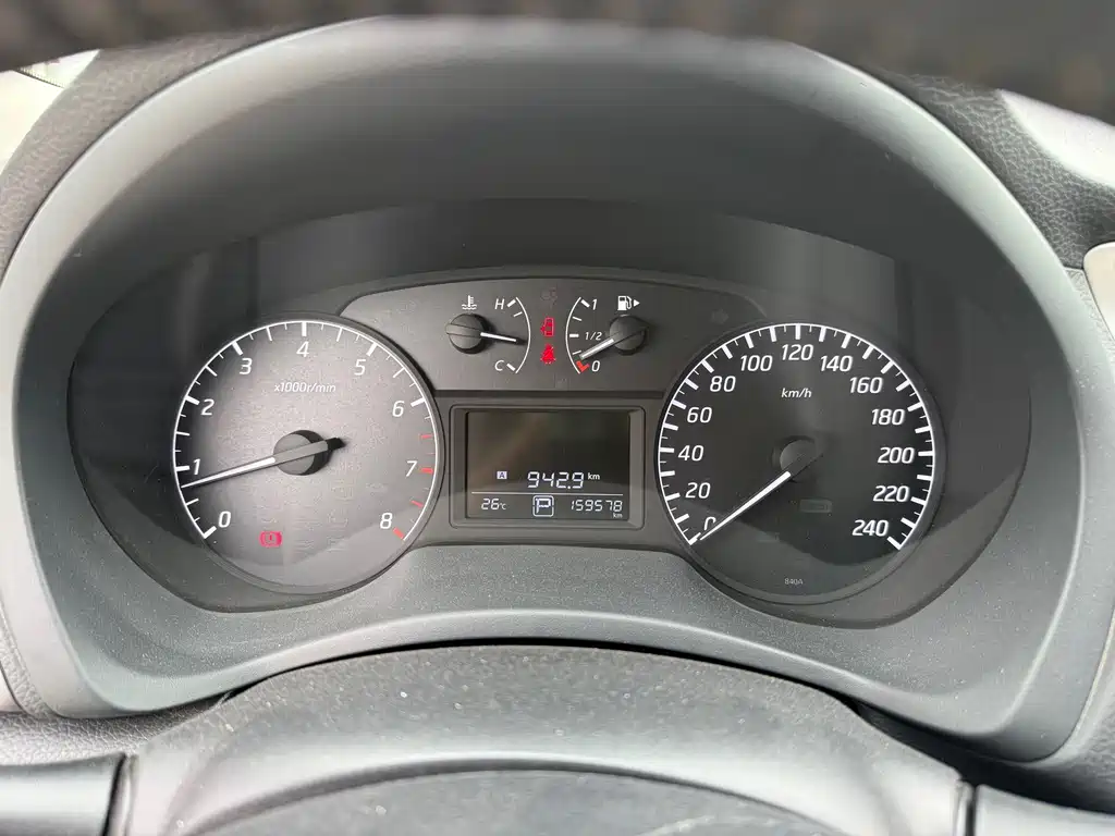 Nissan Sylphy 2015 — фото 13