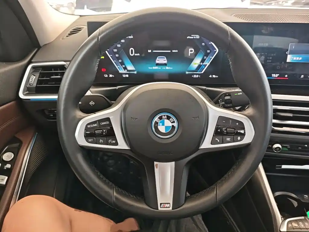 BMW i3 2024 — фото 11