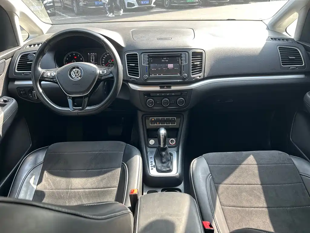 Volkswagen Sharan 2019 — фото 16