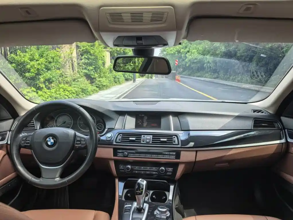 BMW 5 Series 2017