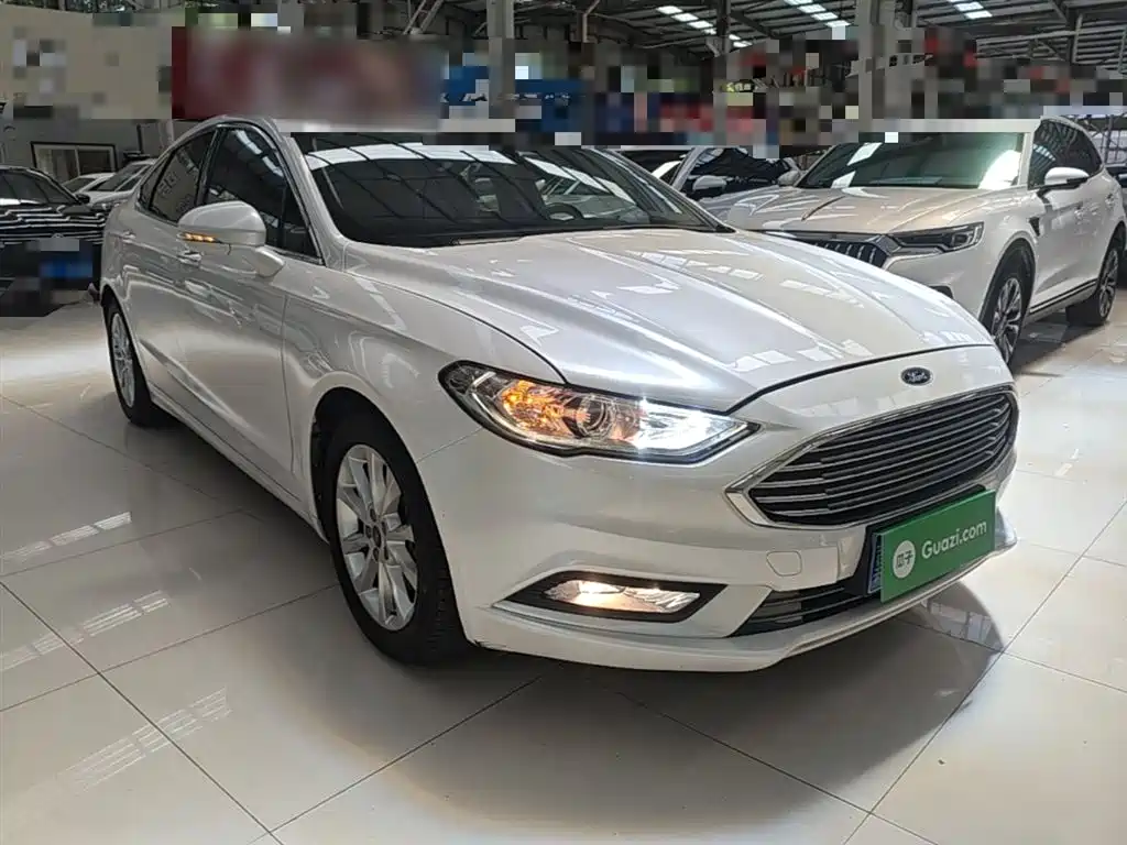 Ford Mondeo 2017 — фото 22