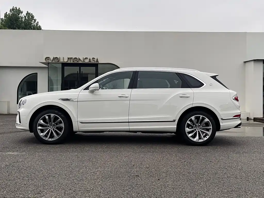 Bentley Bentayga 2025