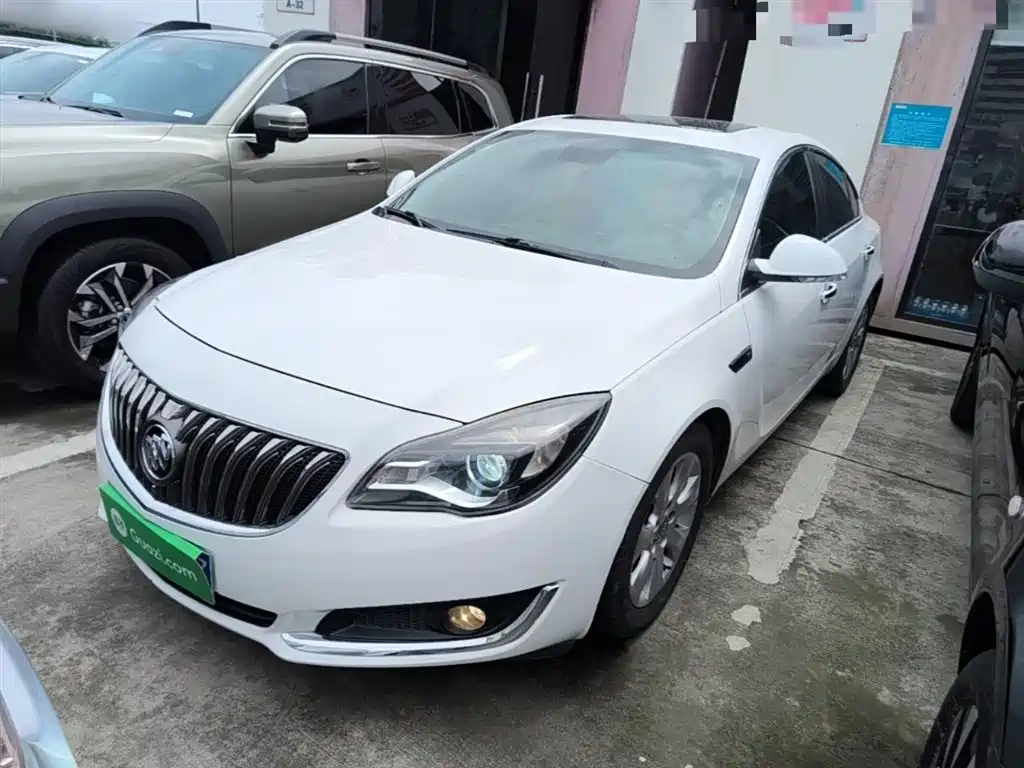 Buick Regal 2015 — фото 1