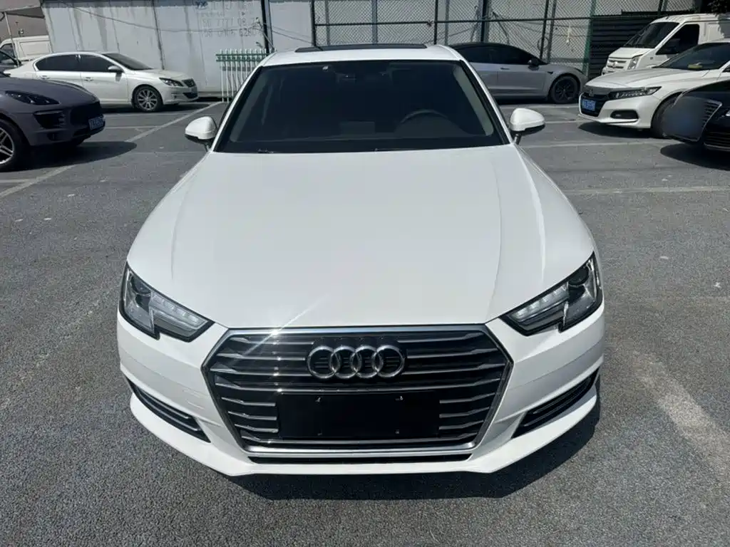 Audi A4L 2018 — фото 25
