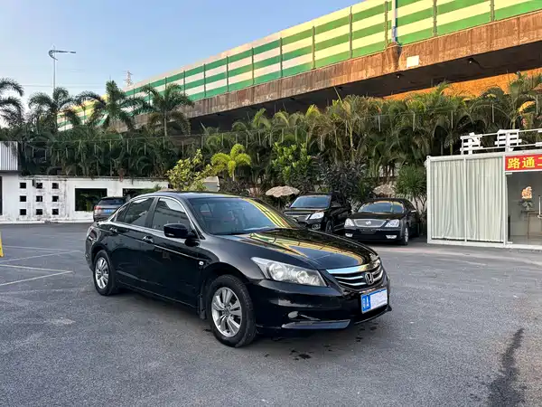 Honda Accord 2011