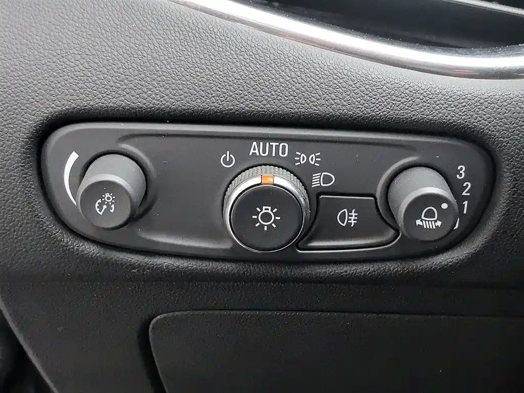 Chevrolet Malibu XL 2021 — фото 21