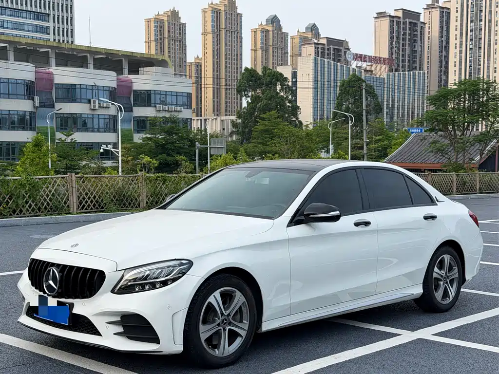 Mercedes-Benz C-Class 2019 — фото 1