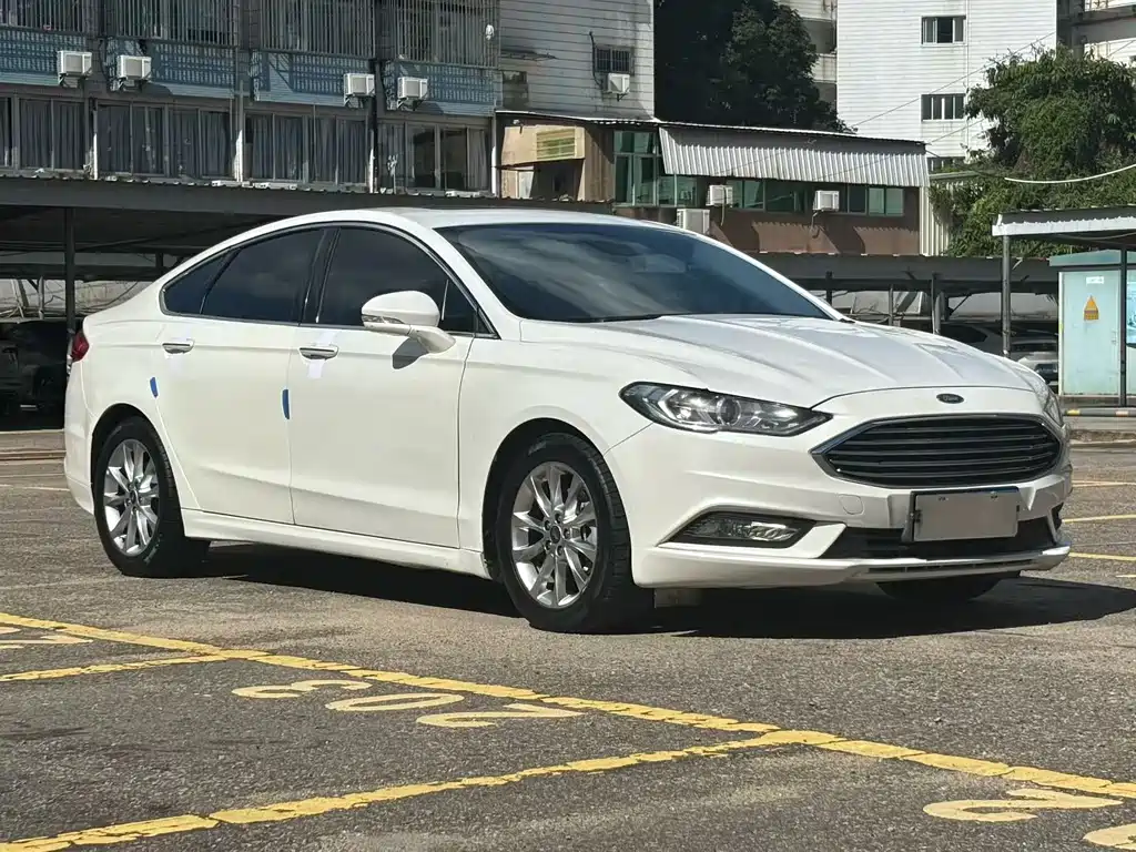 Ford Mondeo 2017 — фото 3