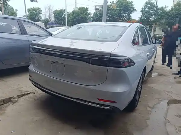 Geely Galaxy A7 EM 2025