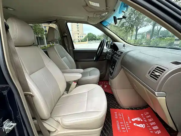 Buick GL8 2017