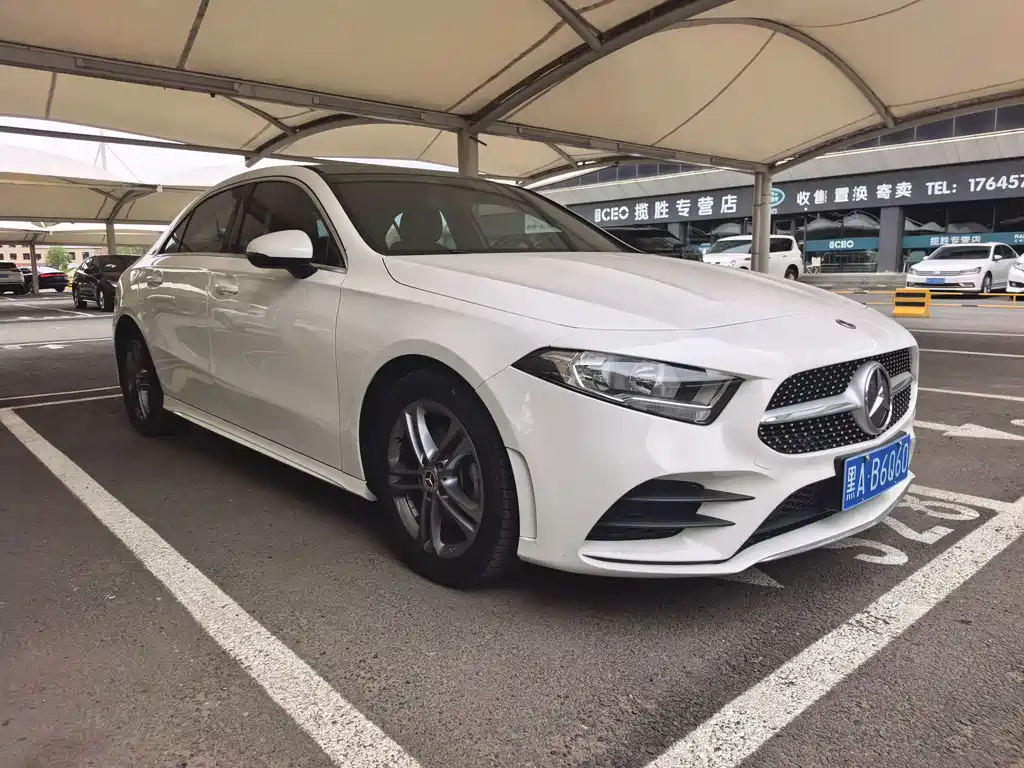 Mercedes-Benz A-Class 2022 — фото 3