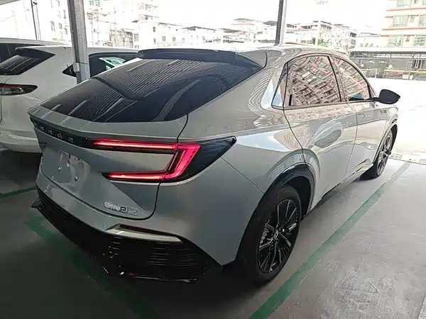 Honda e:NP2 2024