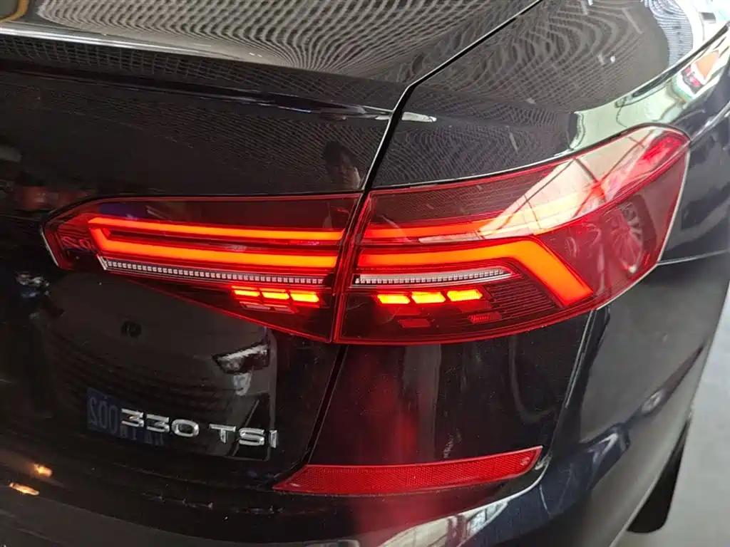 Volkswagen Passat 2019 — фото 8