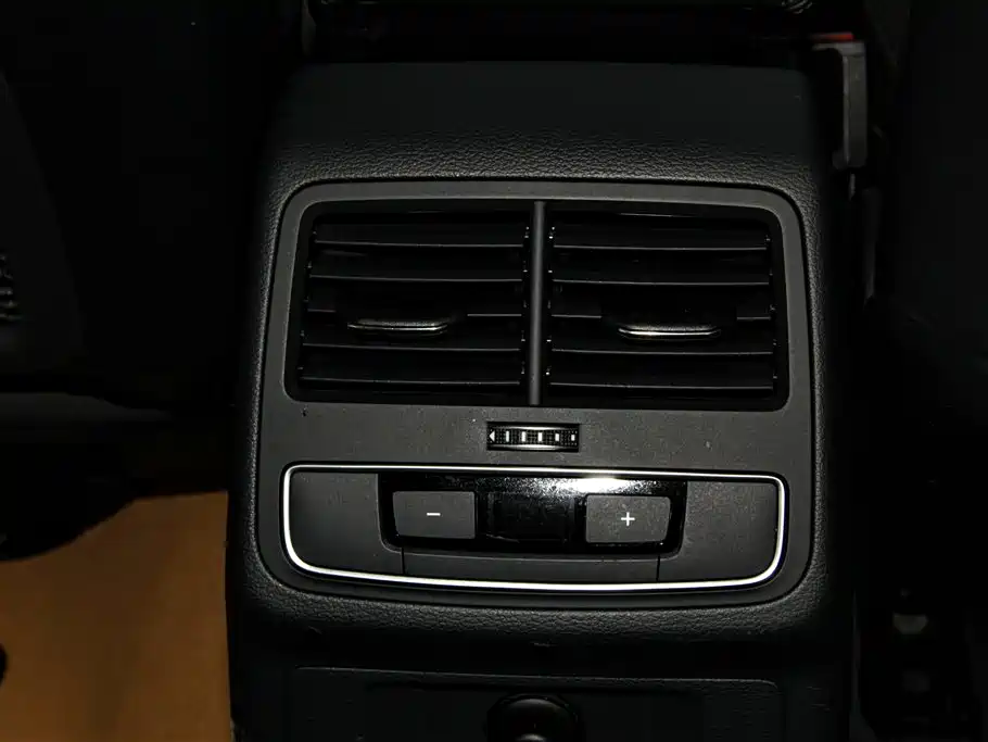 Audi A5 2023 — фото 26
