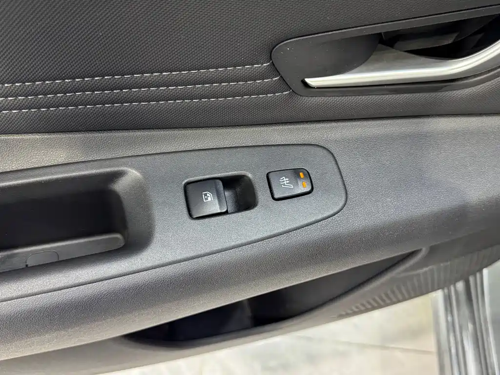 Hyundai Elantra 2023 — фото 15