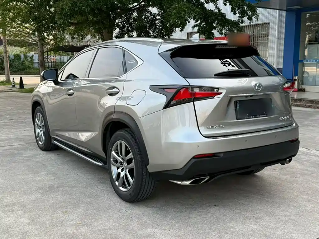 Lexus NX 2015 — фото 9