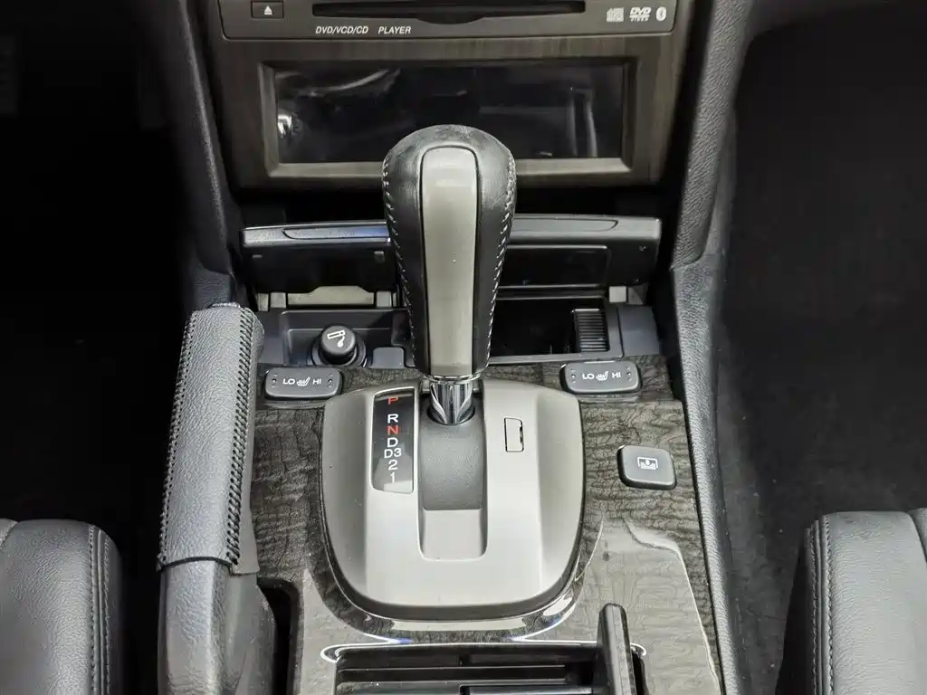 Honda Accord 2012 — фото 13