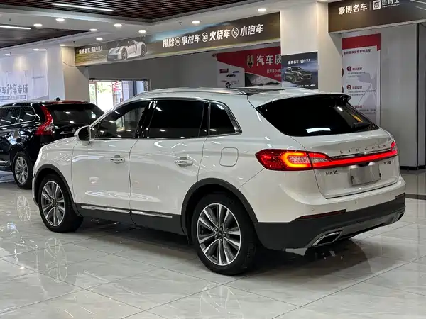 Lincoln MKX 2015