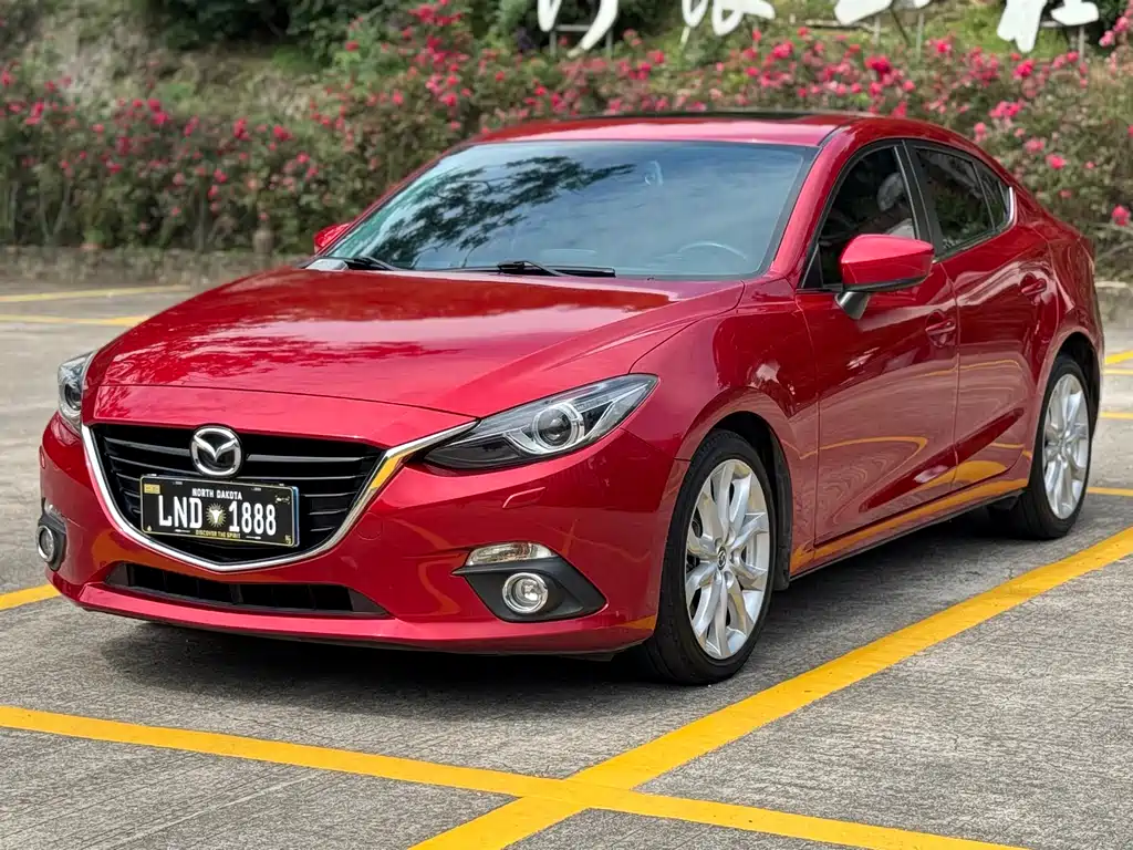 Mazda 3 Axela 2016 — фото 1
