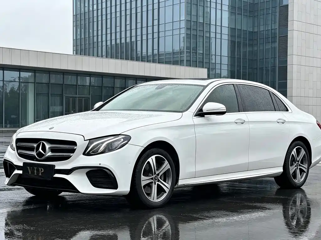 Mercedes-Benz E-Class 2019 — фото 1