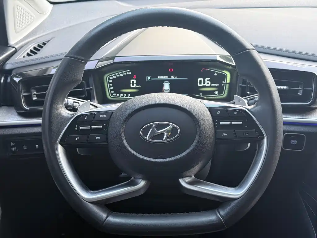 Hyundai Custo 2022 — фото 10
