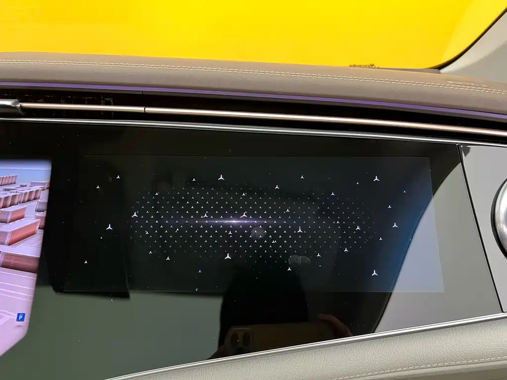 Mercedes-Benz EQS 2024 — фото 15