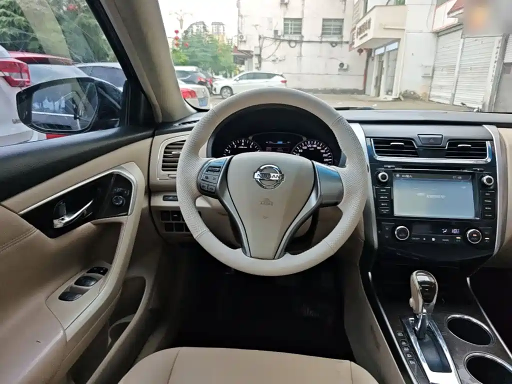 Nissan Teana 2015 — фото 11