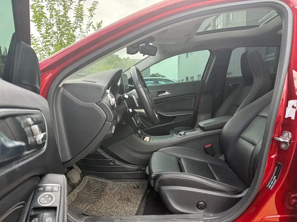 Mercedes-Benz GLA 2019