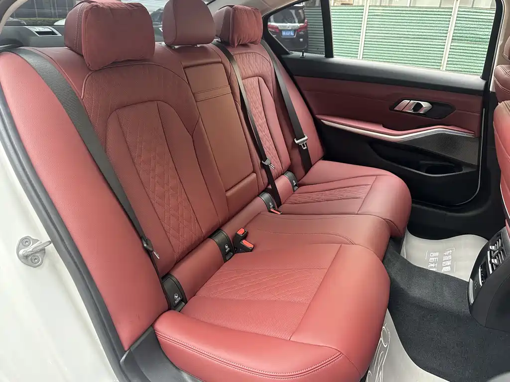 BMW i3 2025 — фото 10