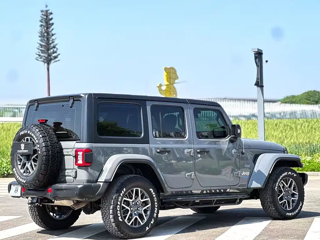 Jeep Wrangler PHEV 2021 — фото 8