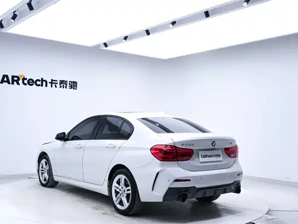 BMW 1 Series 2022