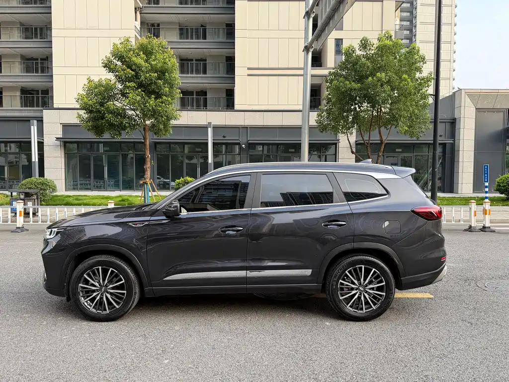 Chery Tiggo 8 PLUS 2021 — фото 19