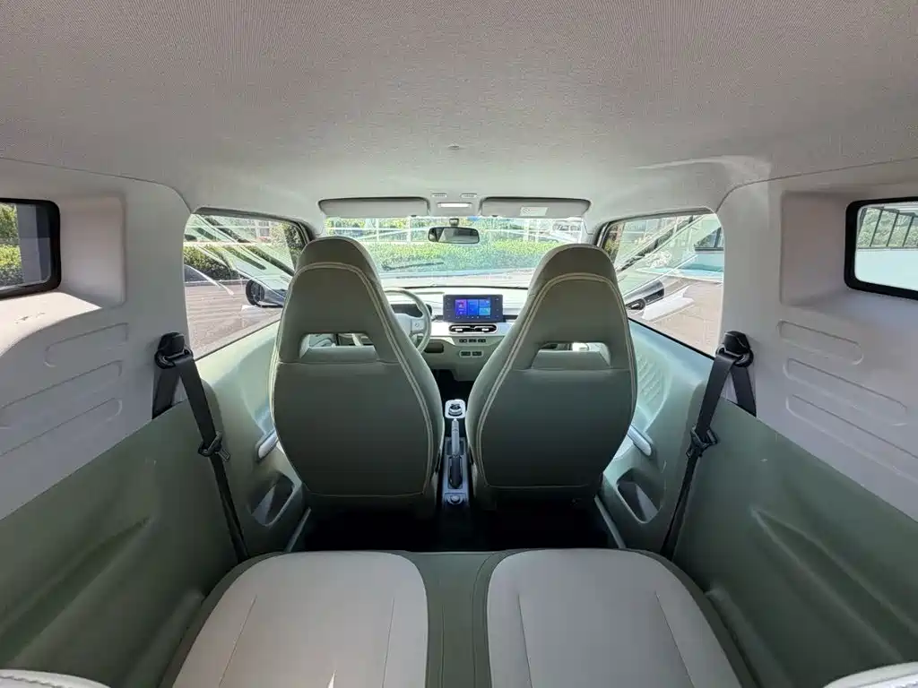 Geely Galaxy Panda 2025 — фото 14